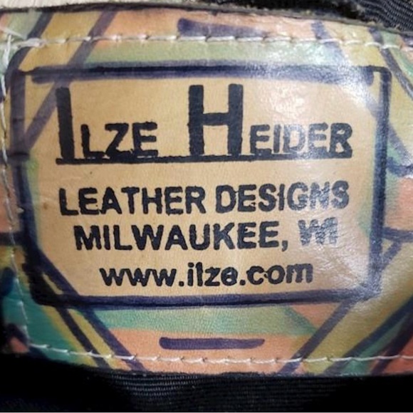 ILZE Heider Hand Crafted Artisan Leather Shoulder Barrel Bag Boho Design - Picture 15 of 16